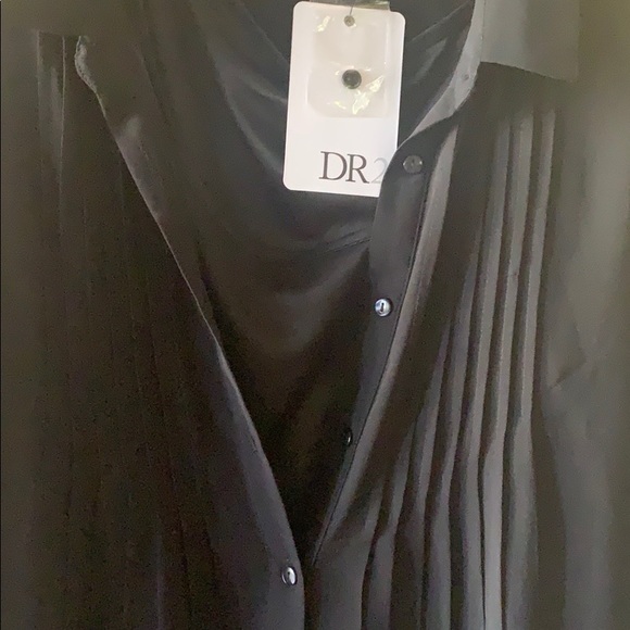 Black sheer blouse with tank top -NEW - Picture 2 of 3